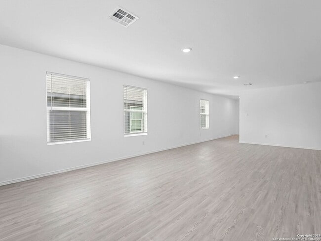 Photo - 13931 Wool Park House