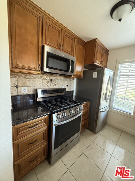 Foto del edificio - 2554 Olive Dr