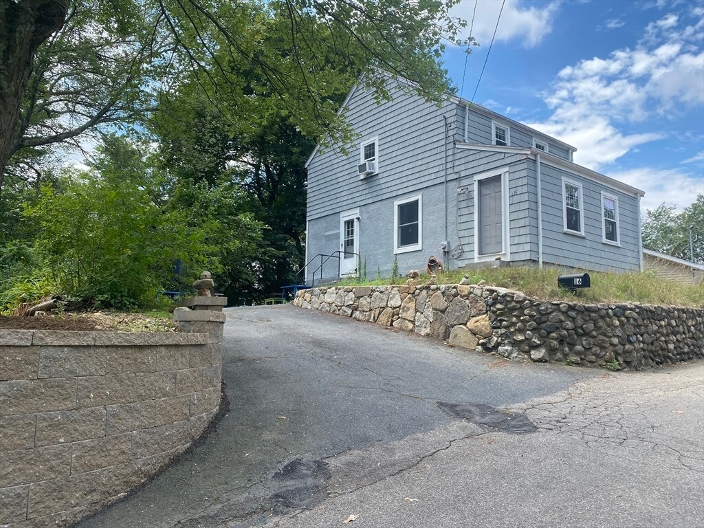 Foto principal - 16 Stonecleve Rd