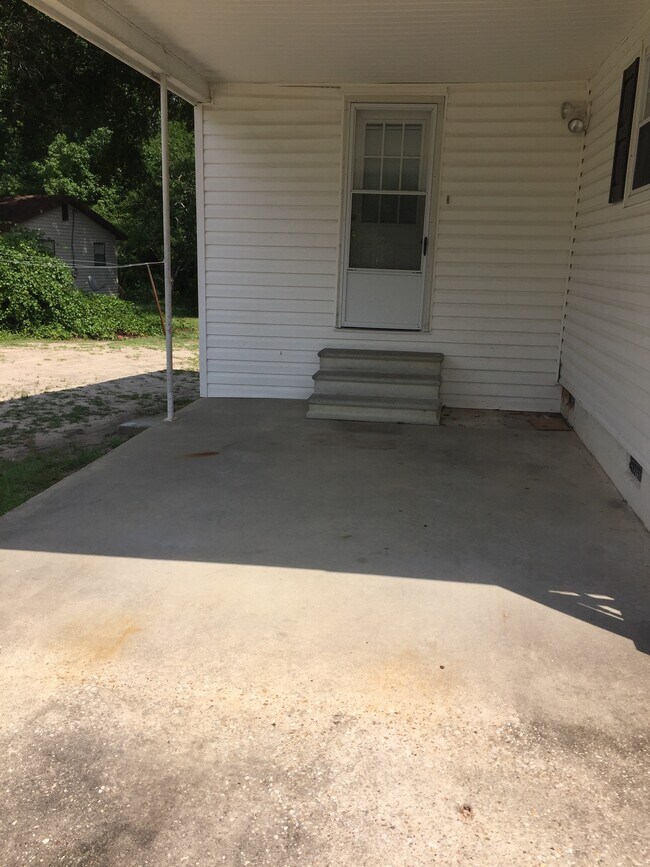 Building Photo - 255 Frank Melvin Rd