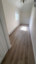 111 Branchport Ave