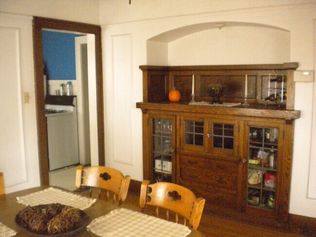 foto 1 del comedor - 3465 N Cramer St