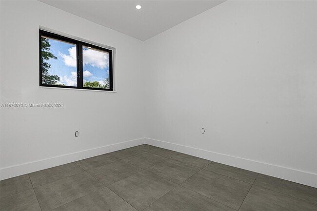 Foto del edificio - 10320 SW 174th Terrace