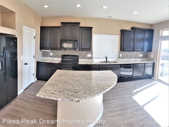 Building Photo - 3 br, 3 bath House - 8233 Plumwood Circle