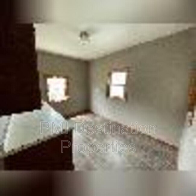 533 Brown Ave Unit 2, Osawatomie, KS 66064 Condo for Rent in