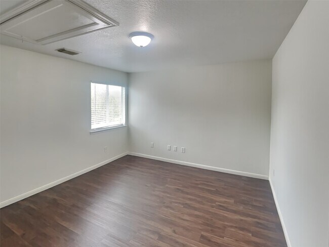 Foto del edificio - 31702 Regal Park Ct