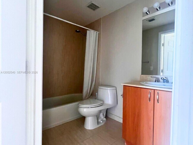 Photo - 2425 Southwest 27th Avenue Apt #1006, Miami, FL 33145 - 2 BR 2 BA condo