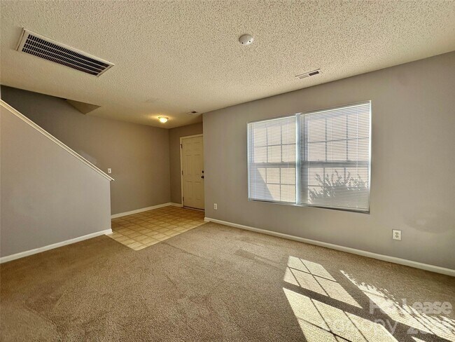 Foto del edificio - 5787 Dove Point Dr SW