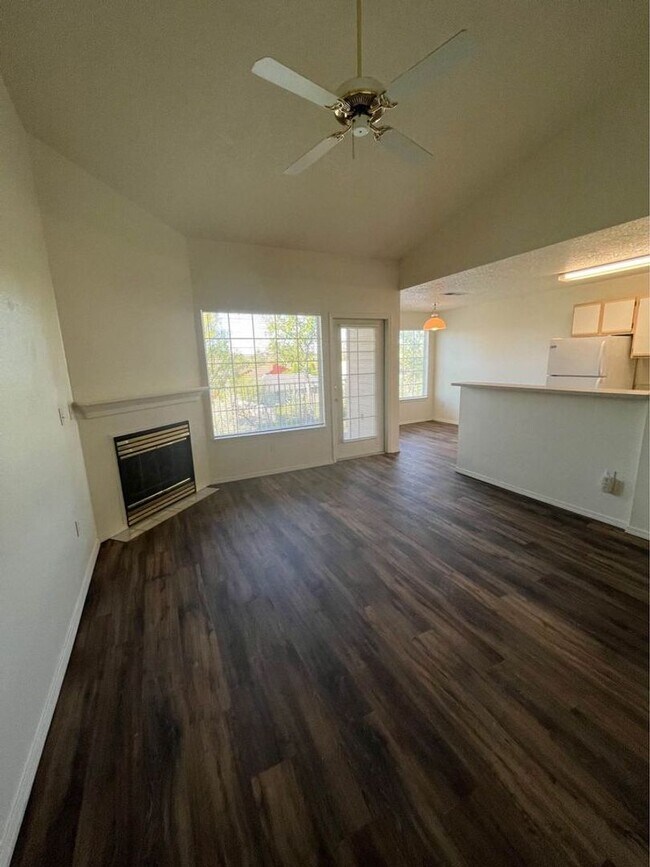 Foto del edificio - 2304 Sunnybrook Dr