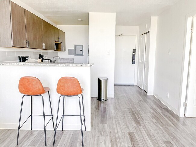 Foto del edificio - 2515 Burnet Ave