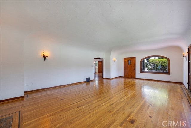 Foto del edificio - 405 W Brookdale Pl