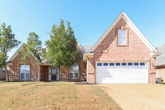 Building Photo - 5033 Thornebrook Cove