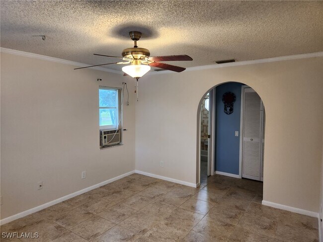 Foto del edificio - 1117 SW 13th St