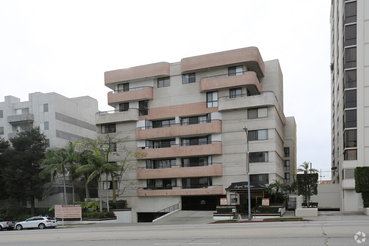The Argon Wilshire Apartments Los Angeles Ca Apartments Com