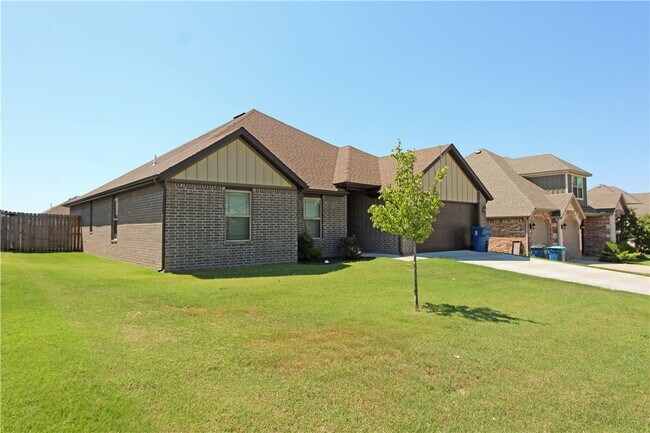 Foto del edificio - 902 SW Caprington St