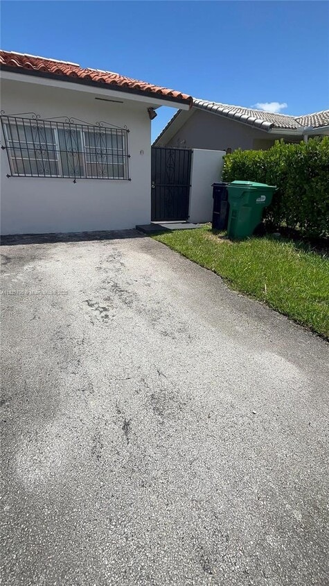 Foto principal - 7804 SW 21st Terrace