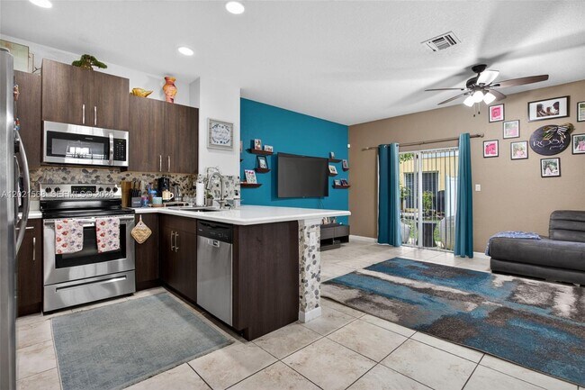 Foto del edificio - 4044 NW 11th St