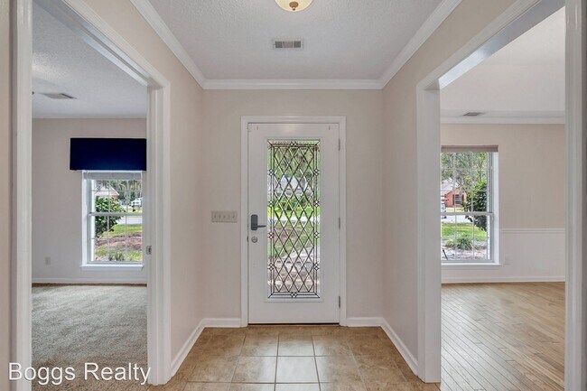 Building Photo - 4 br, 2 bath House - 232 Cherokee Trail