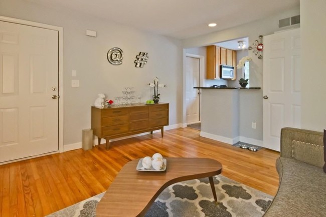 Foto del edificio - 190 Kirkwood Rd NE