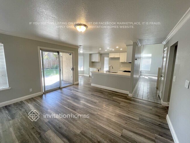 Foto del edificio - 4604 Forrester Way