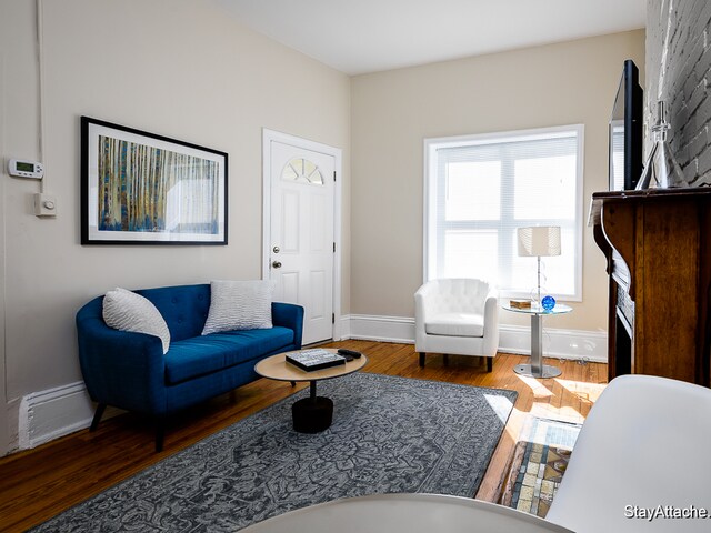 Foto del edificio - 1811 Riggs Pl NW