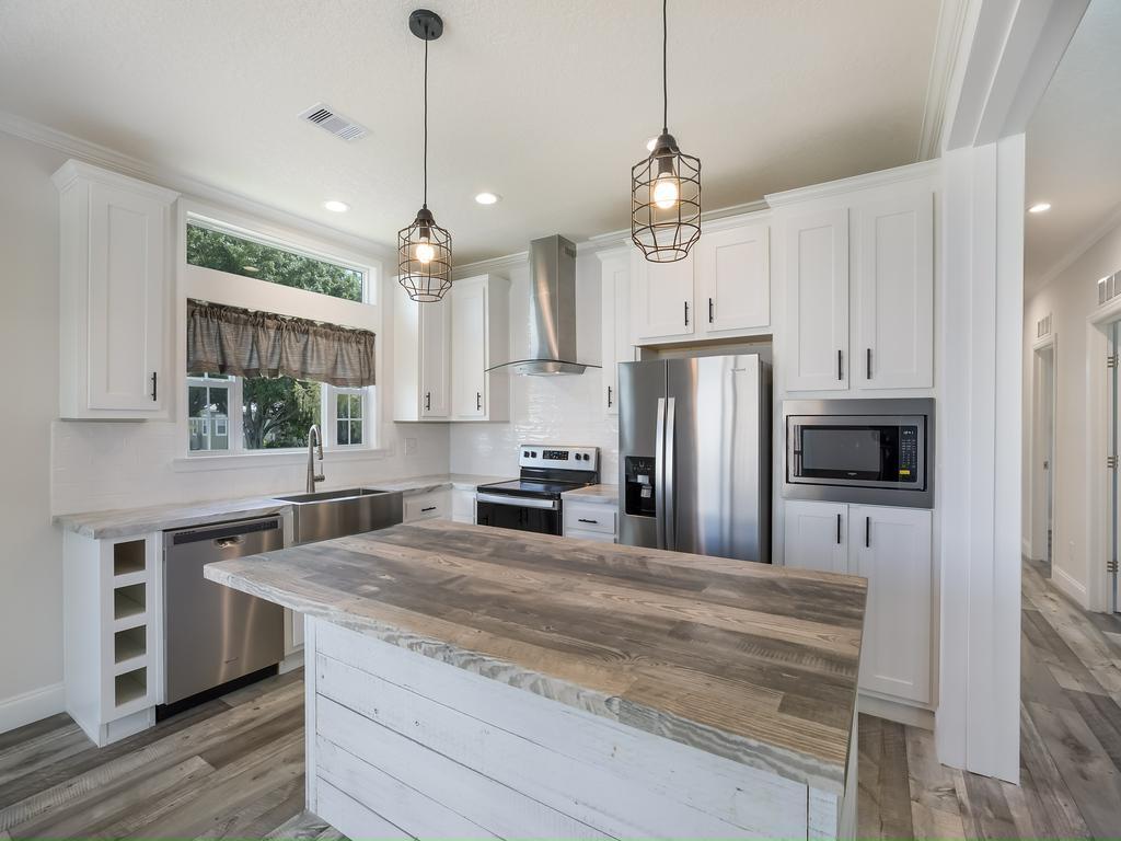 Foto principal - 3061 SW 109th St