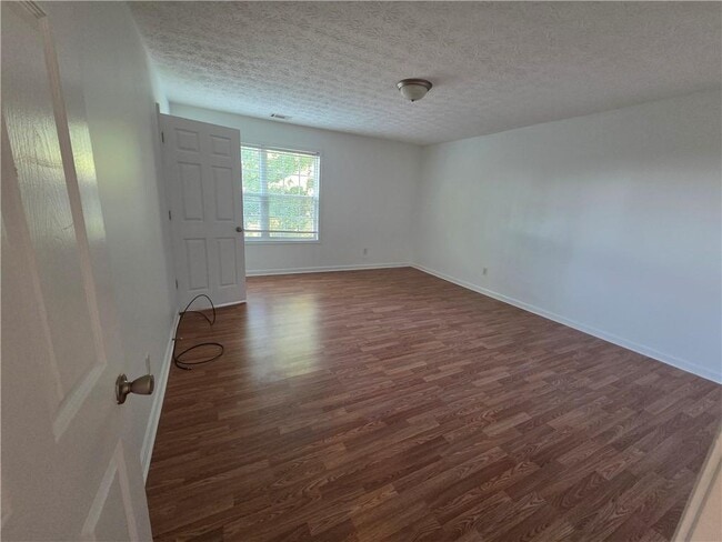 Building Photo - 5834 Bridgeport Ct