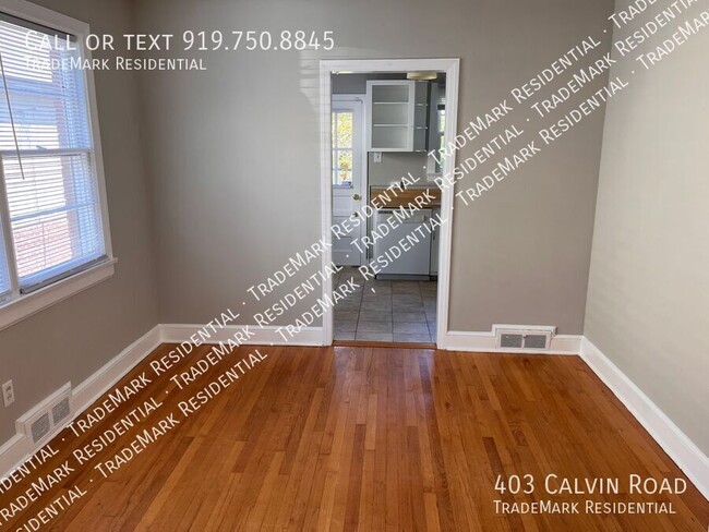 Foto del edificio - Your next Raleigh home awaits!