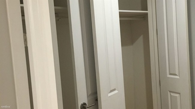 Building Photo - 531 Sutter Ave