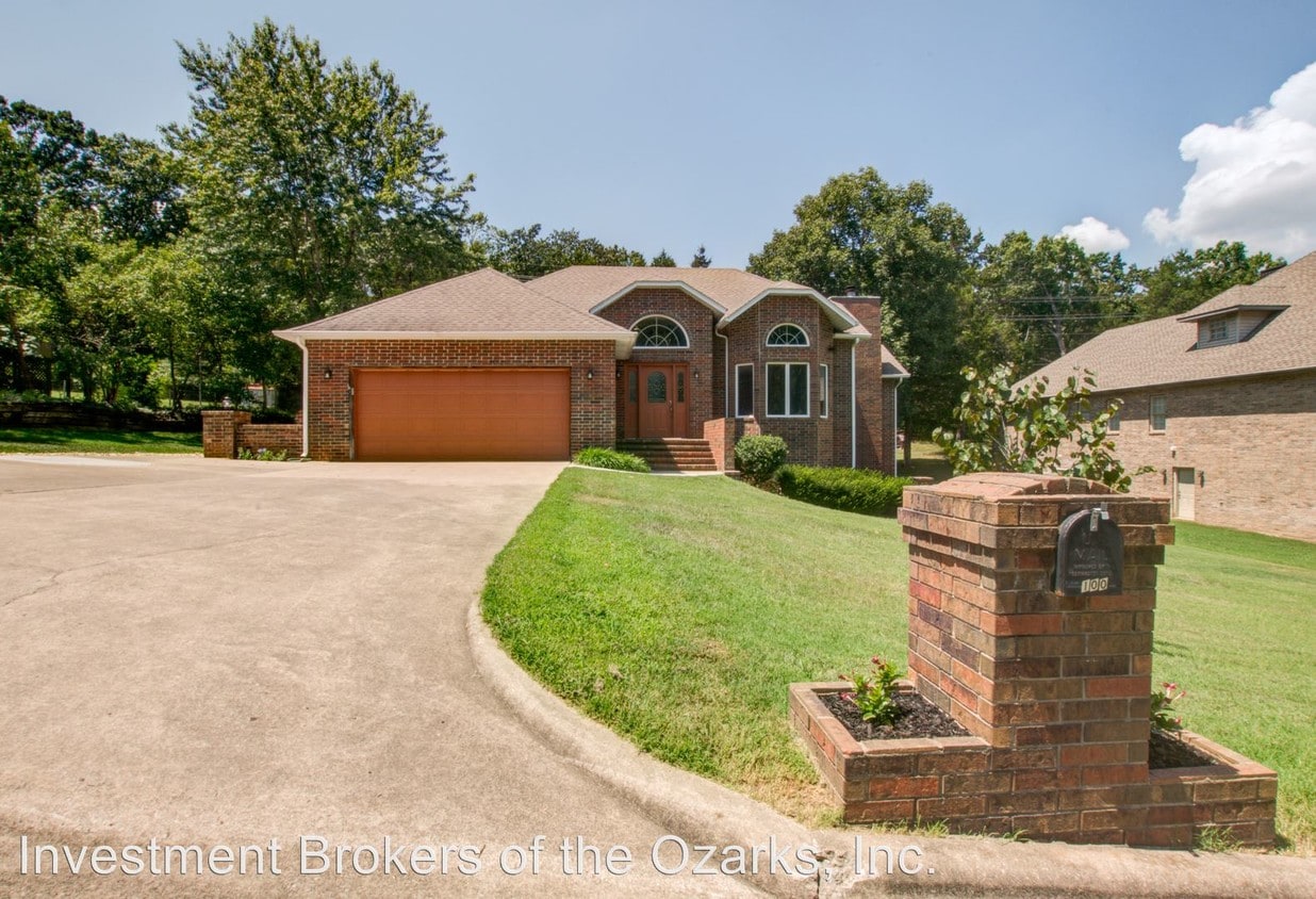 100 Westwood Dr, Branson, MO 65616 House Rental in Branson, MO
