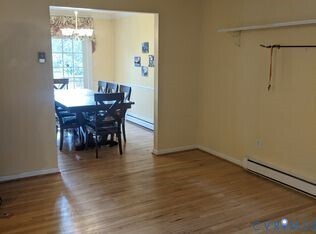 Foto del edificio - 1007 Ethelwood Rd