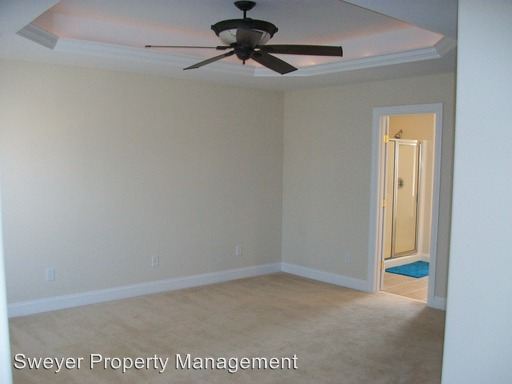 Building Photo - 1303 Wakefield Ct