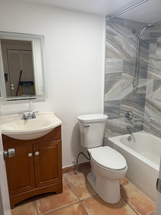Foto del edificio - 9101 NW 1st Ct