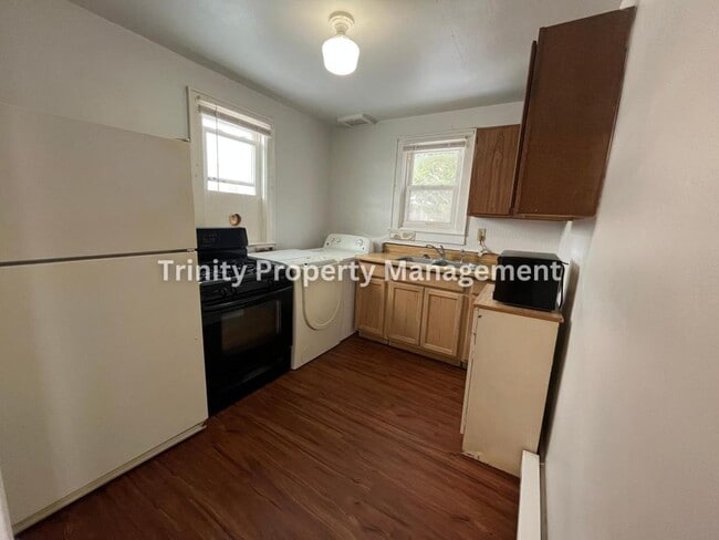 Foto del edificio - 620.5 Locust Ave