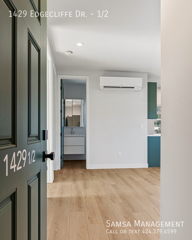 Building Photo - 1429 Edgecliffe Dr