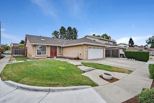 Building Photo - 3 br, 2 bath House - 36987 REYNOLDS DRIVE