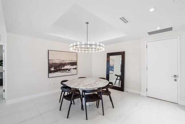 Foto del edificio - 3100 N Ocean Dr