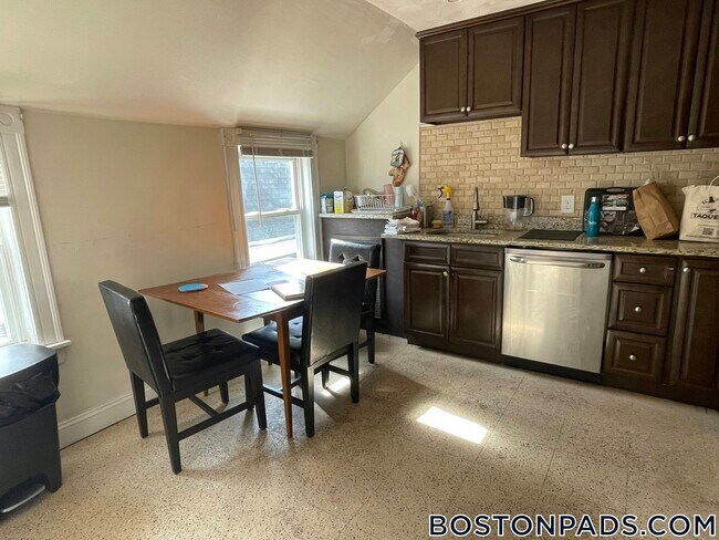 Foto del edificio - 354 Main St