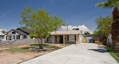 Building Photo - 2037 N 21st Pl