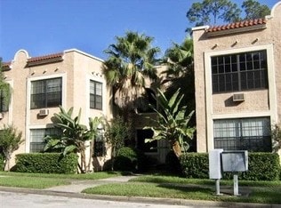 Building Photo - 1717 S Park Ave