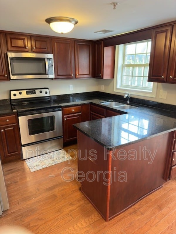 Photo - 30 Villa Ct SE Townhome