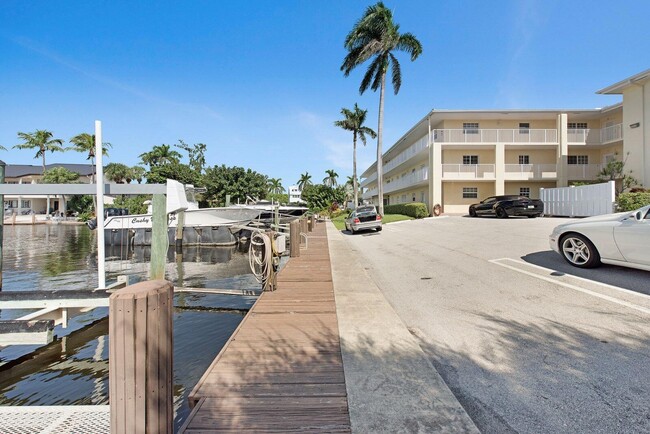 Foto del edificio - 1700 S Ocean Blvd