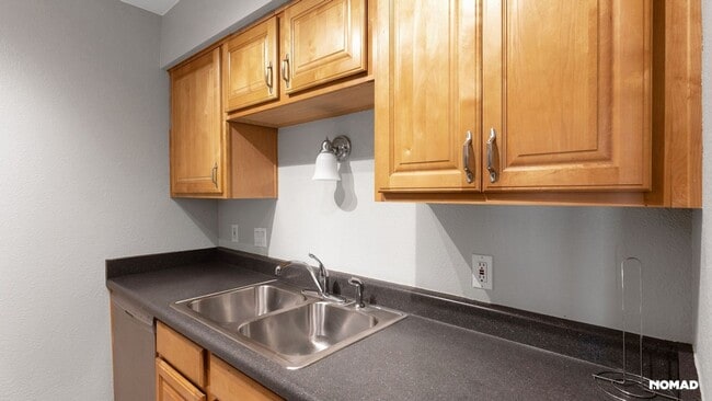Building Photo - Charming 2BR 2Bathroom Condo in Mesa