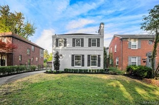 Building Photo - 26085 Humber St