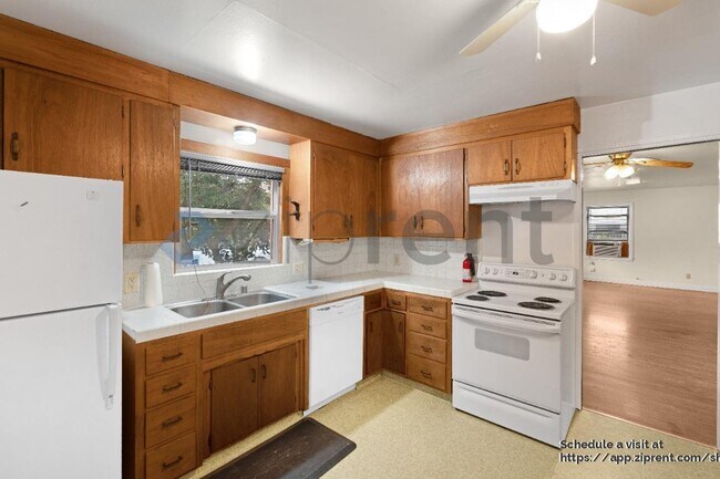 Foto del edificio - 1609 Virginia Ave