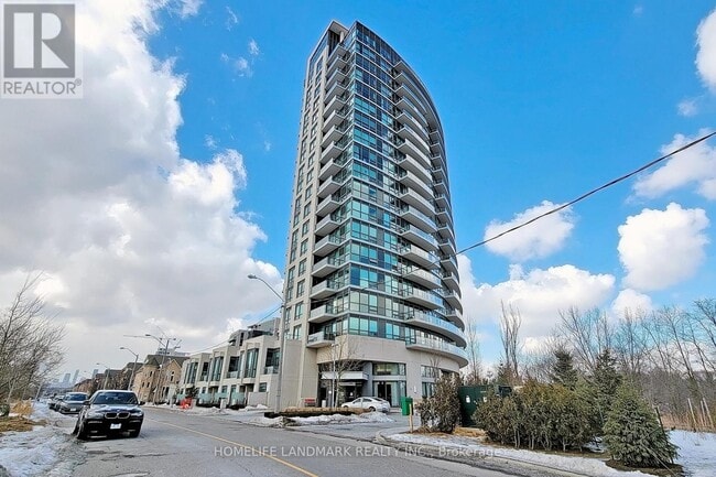 Building Photo - 160-160 Vanderhoof Ave