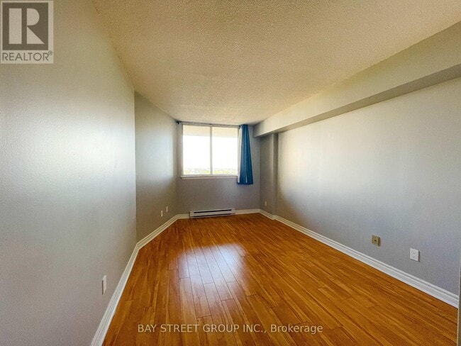 Building Photo - 150 Alton Towers Cir