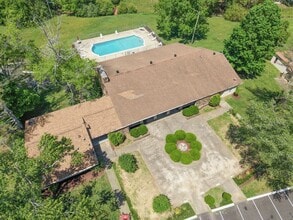 Building Photo - 214 Old Hickory Blvd