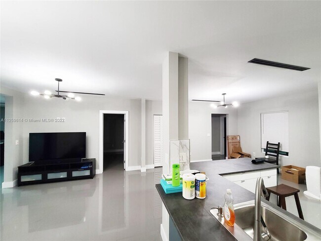Foto del edificio - 1752 NW 44th St