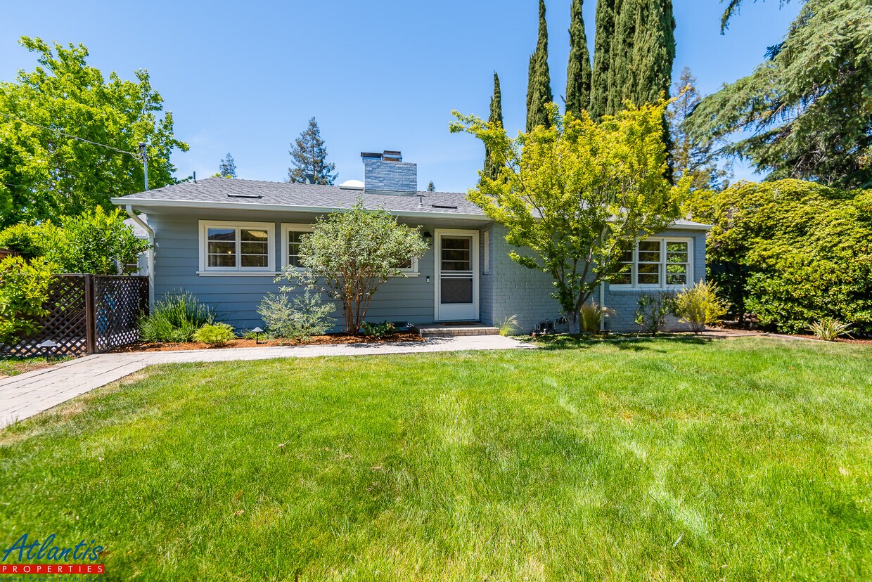 Foto principal - 1740 W Selby Ln